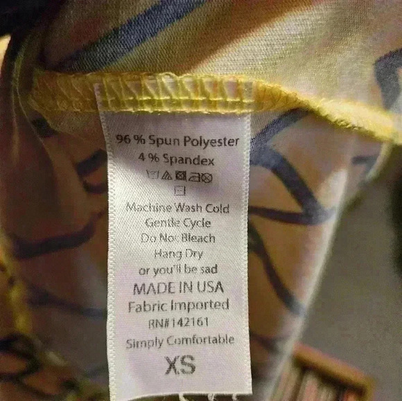 LulaRoe Randy Baseball 3/4 Sleeve Tee‎ XS Yellow & Blue Pattern,  Grey sleeves - Picture 3 of 4